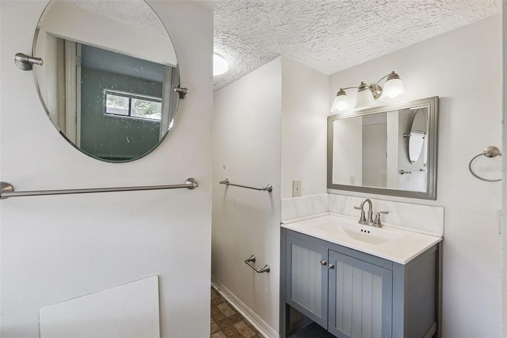 2015 Buckminster Circle Orlando FL 32803