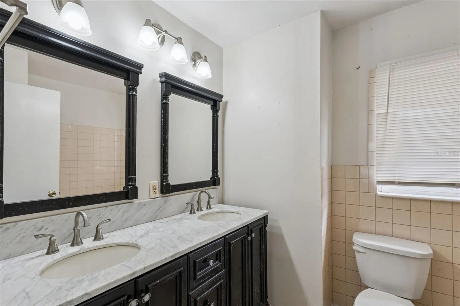 2015 Buckminster Circle Orlando FL 32803