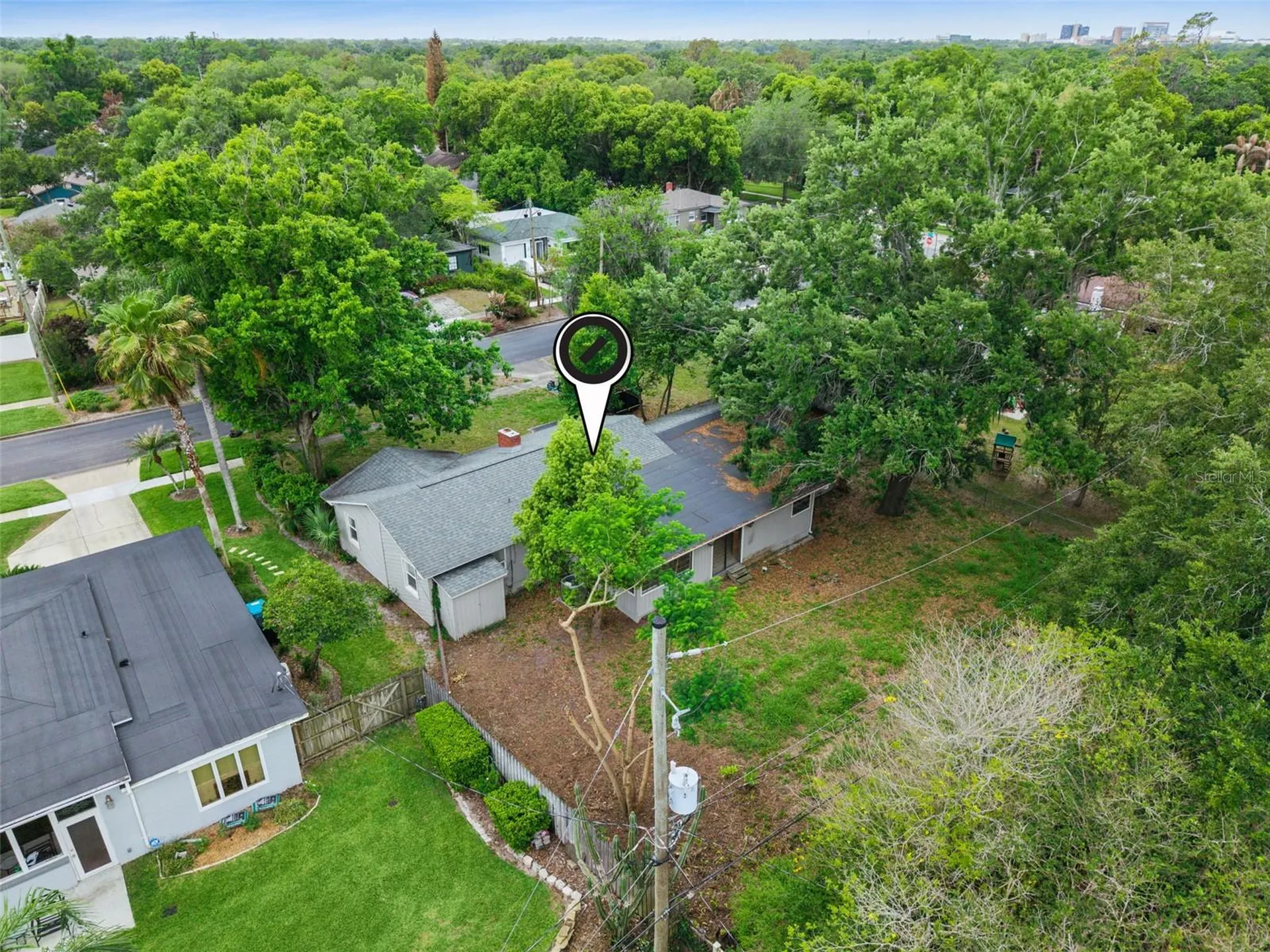 2015 Buckminster Circle Orlando FL 32803