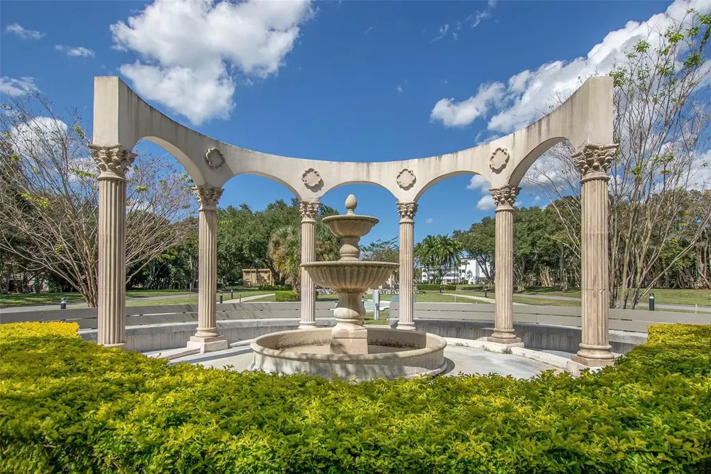 2464 Australia Way E Clearwater FL 33763