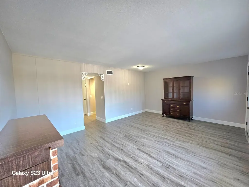 2464 Australia Way E Clearwater FL 33763