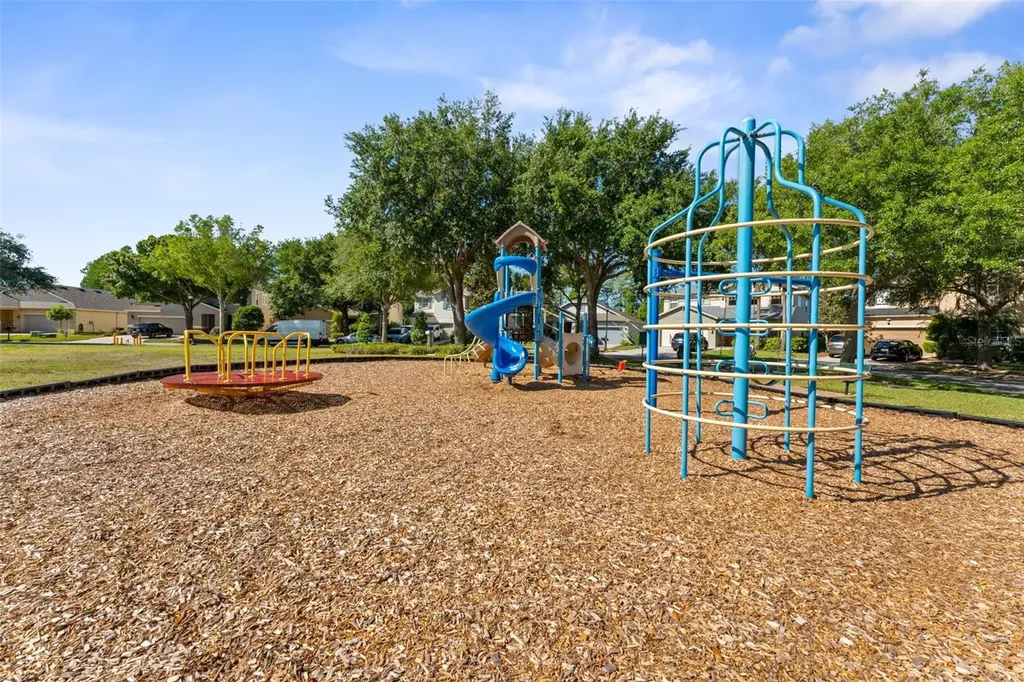 2916 Winglewood Circle Lutz FL 33558