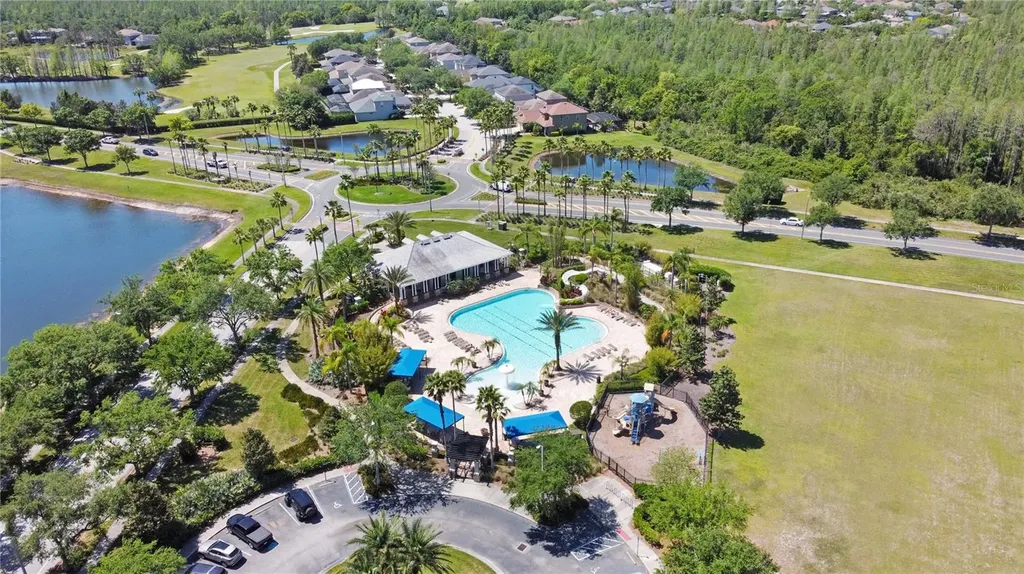 2916 Winglewood Circle Lutz FL 33558