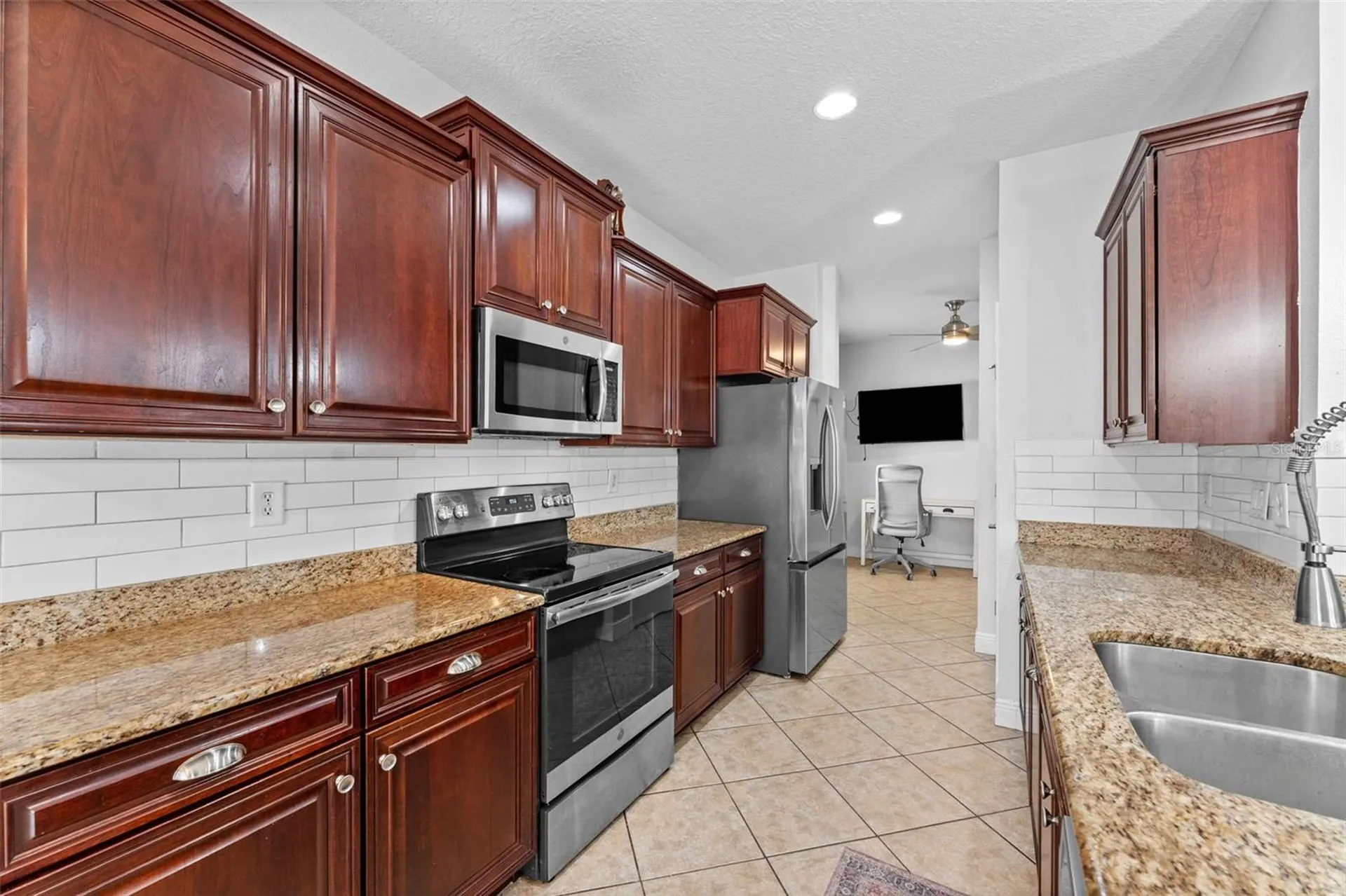 2916 Winglewood Circle Lutz FL 33558
