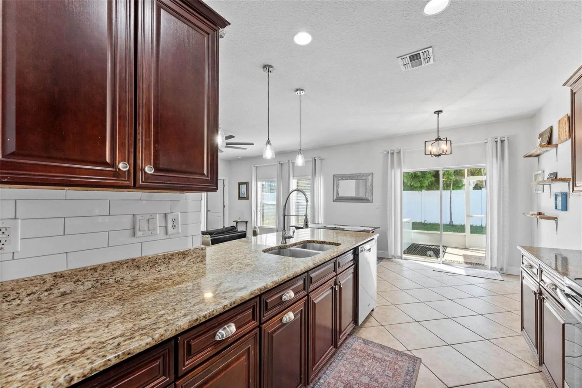 2916 Winglewood Circle Lutz FL 33558