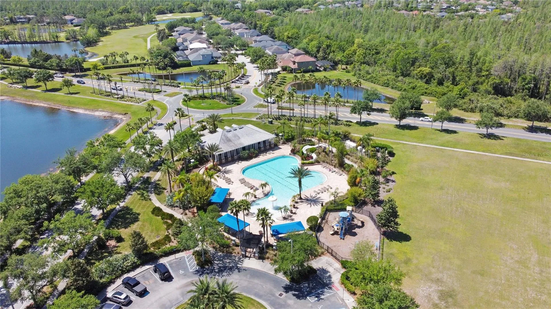 2916 Winglewood Circle Lutz FL 33558