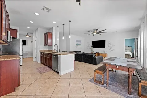 2916 Winglewood Circle Lutz FL 33558