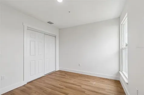718 Haven Place Tarpon Springs FL 34689