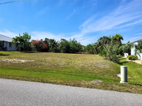 15164 Lyneburg Avenue Port Charlotte FL 33981