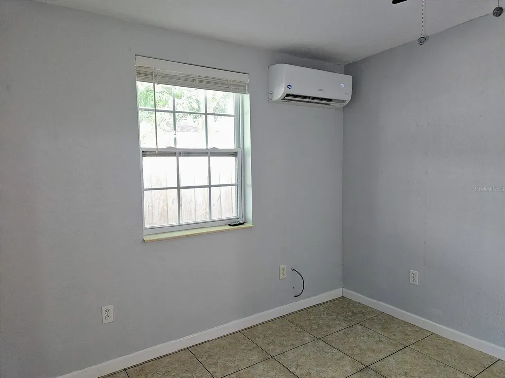 2455 8th Avenue N St Petersburg FL 33713