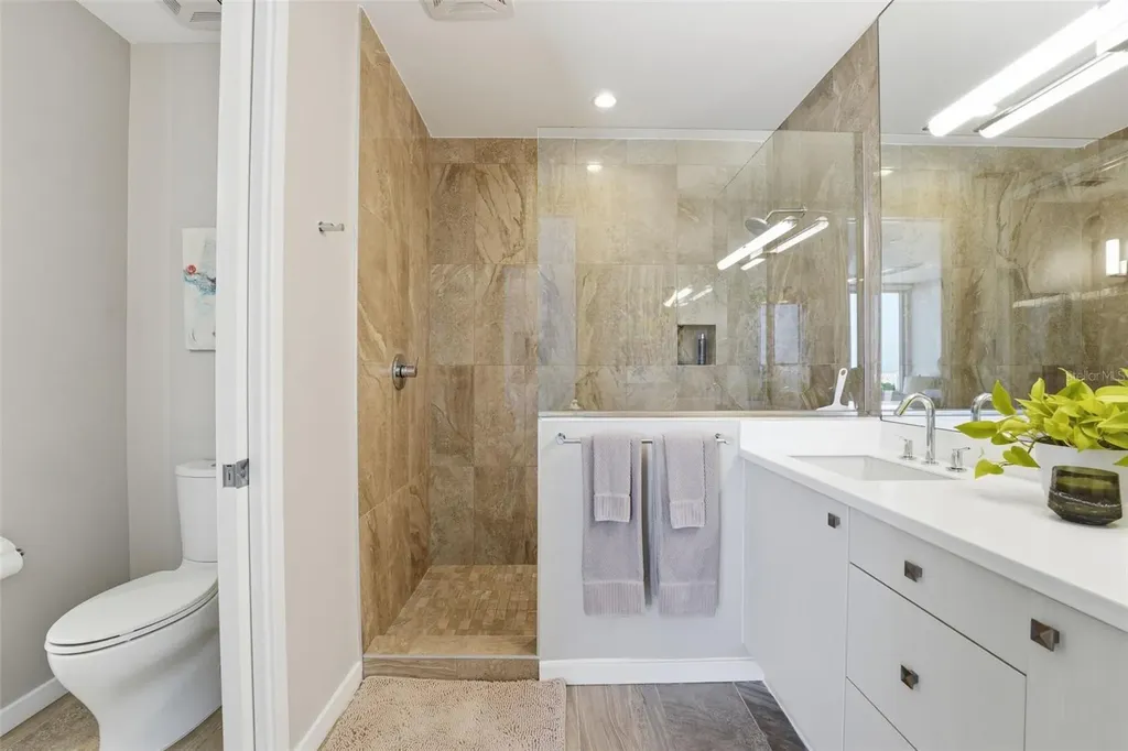 1350 5th Street Sarasota FL 34236