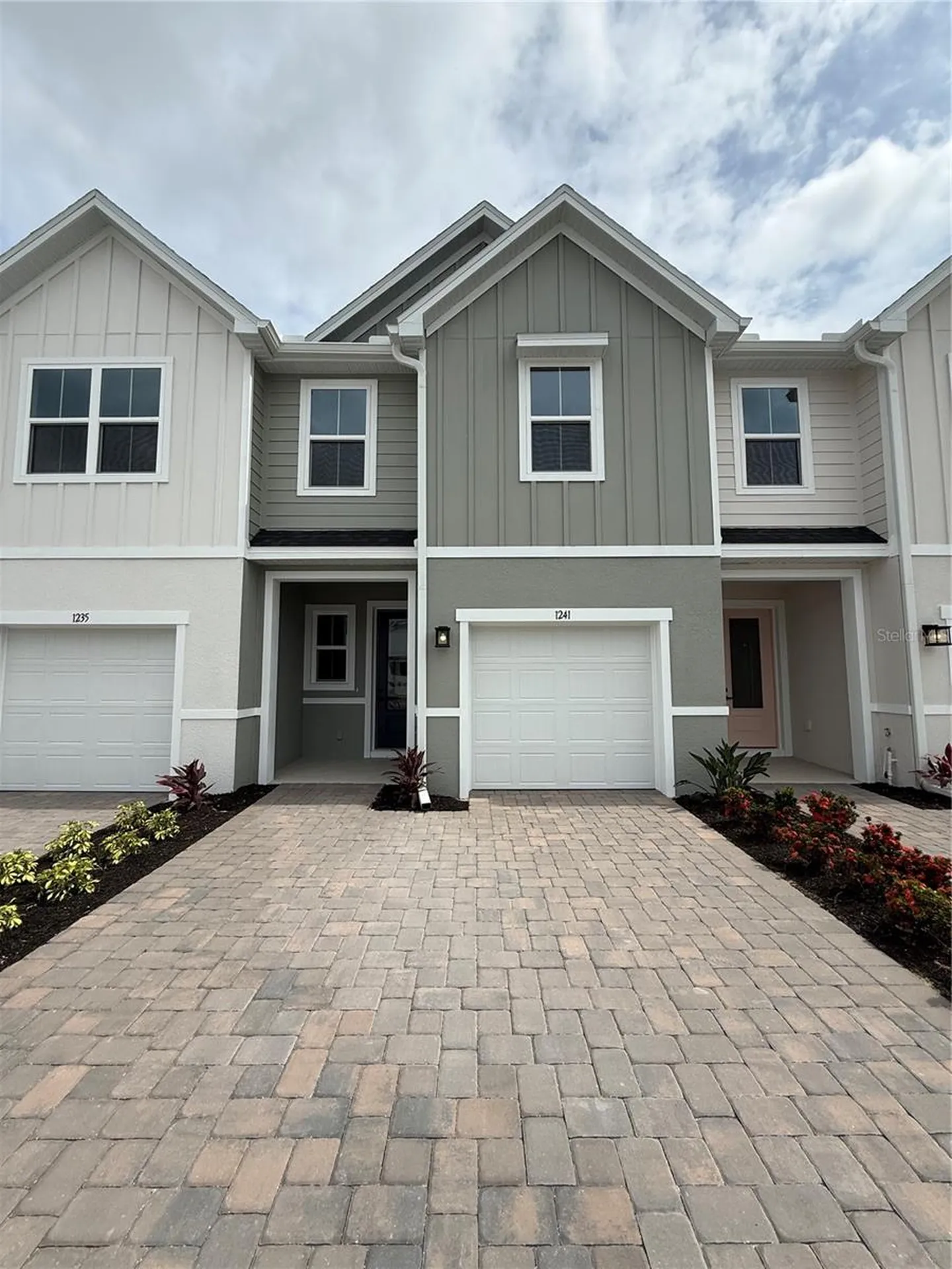 1241 Pineywood Field Drive Davenport FL 33837