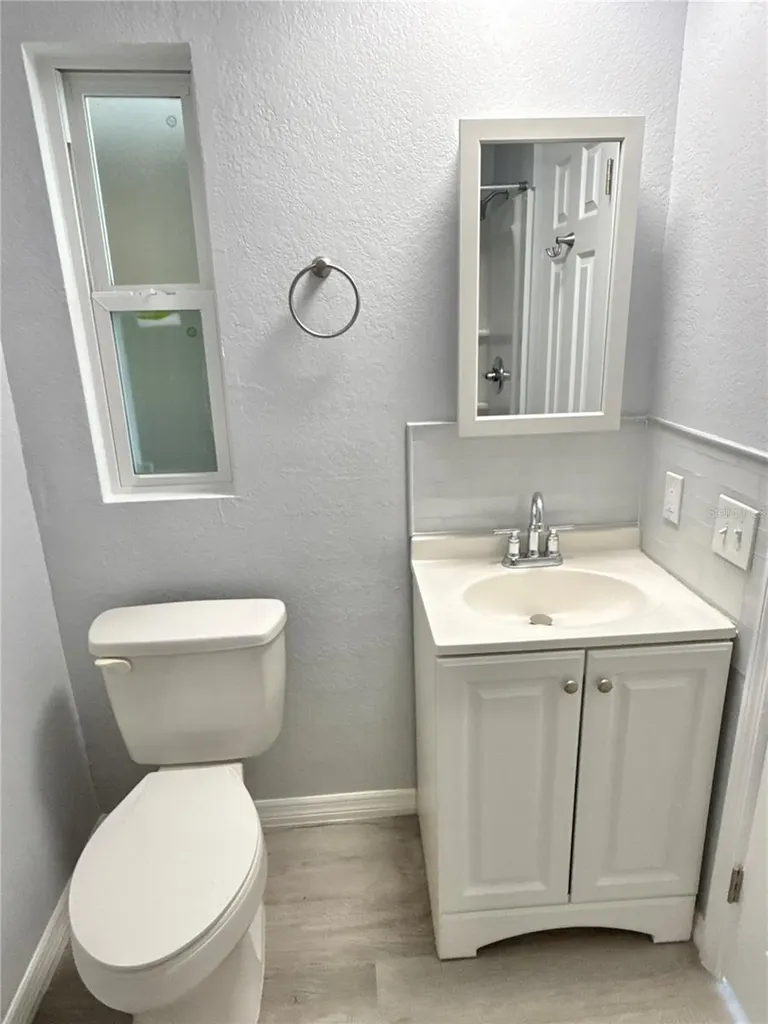 460 Mount Oak Avenue NE St Petersburg FL 33702