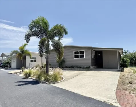 460 Mount Oak Avenue NE St Petersburg FL 33702