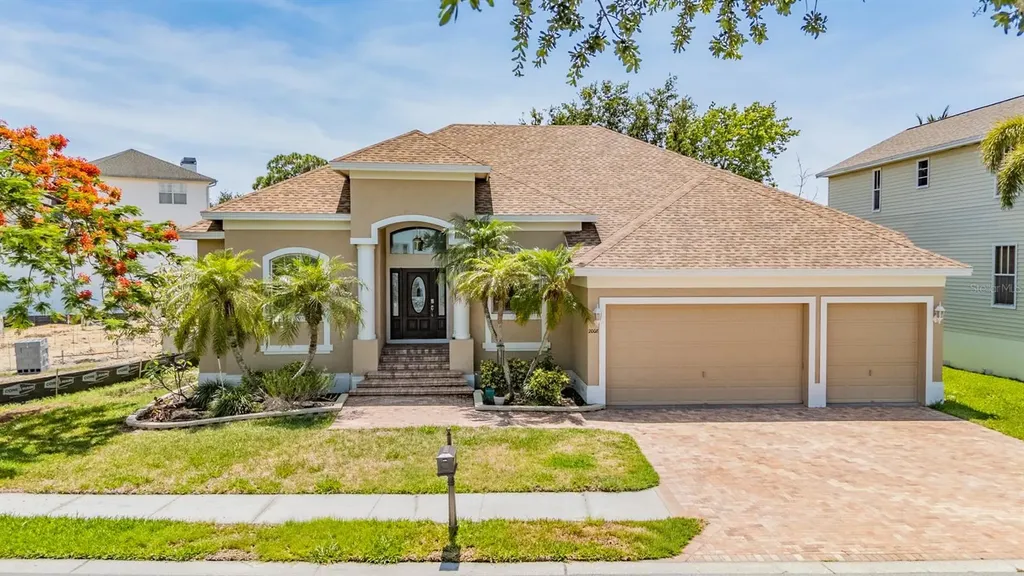 2008 N Pointe Alexis Drive Tarpon Springs FL 34689
