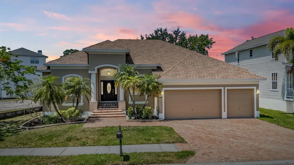 2008 N Pointe Alexis Drive Tarpon Springs FL 34689