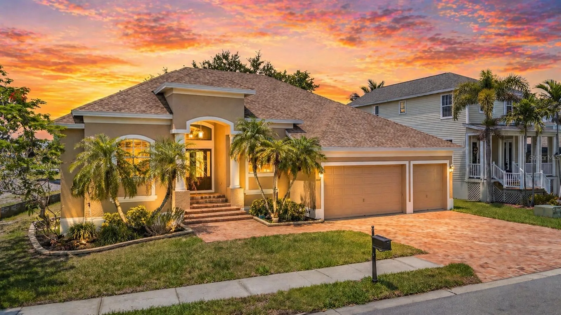 2008 N Pointe Alexis Drive Tarpon Springs FL 34689