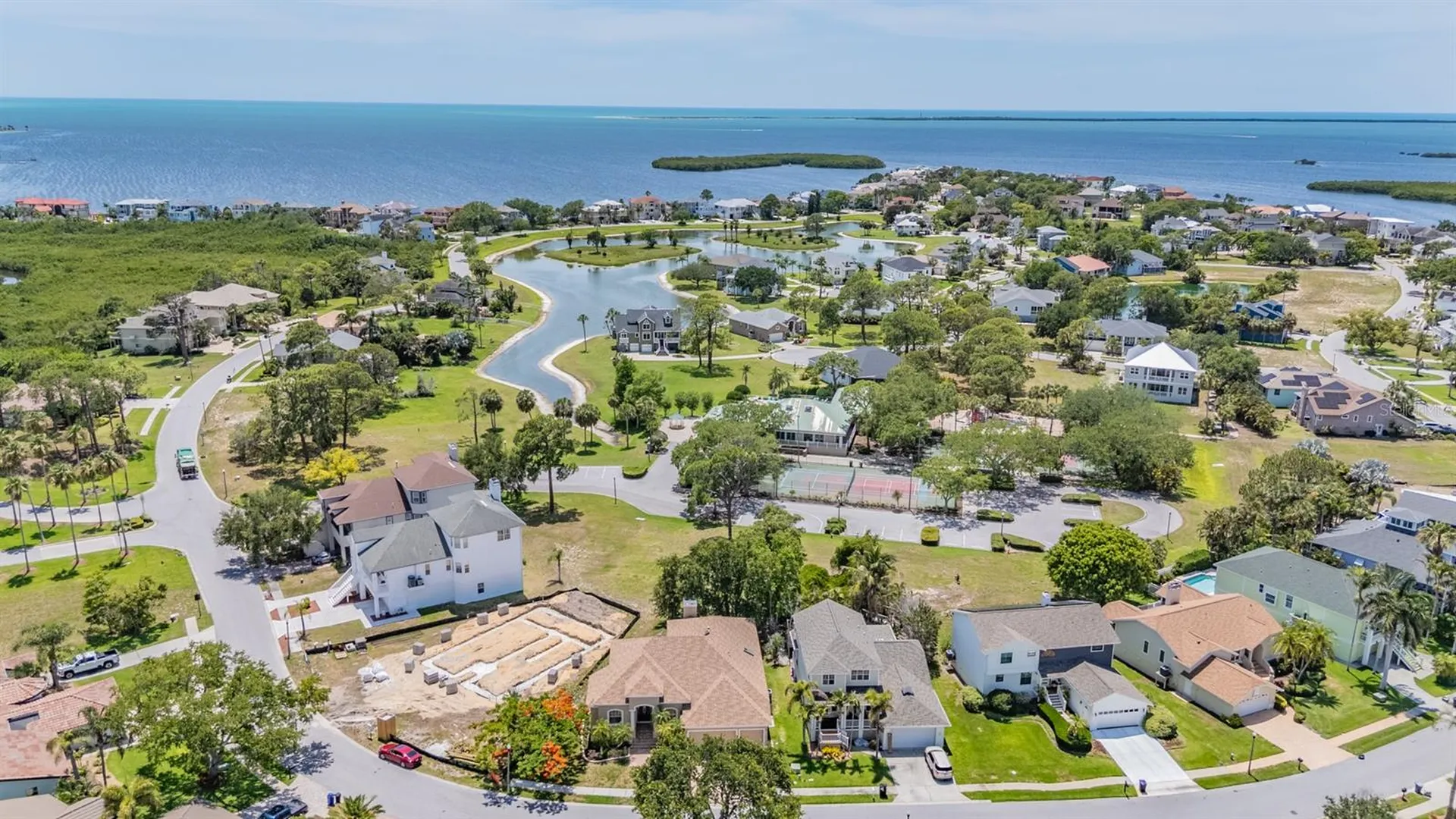 2008 N Pointe Alexis Drive Tarpon Springs FL 34689