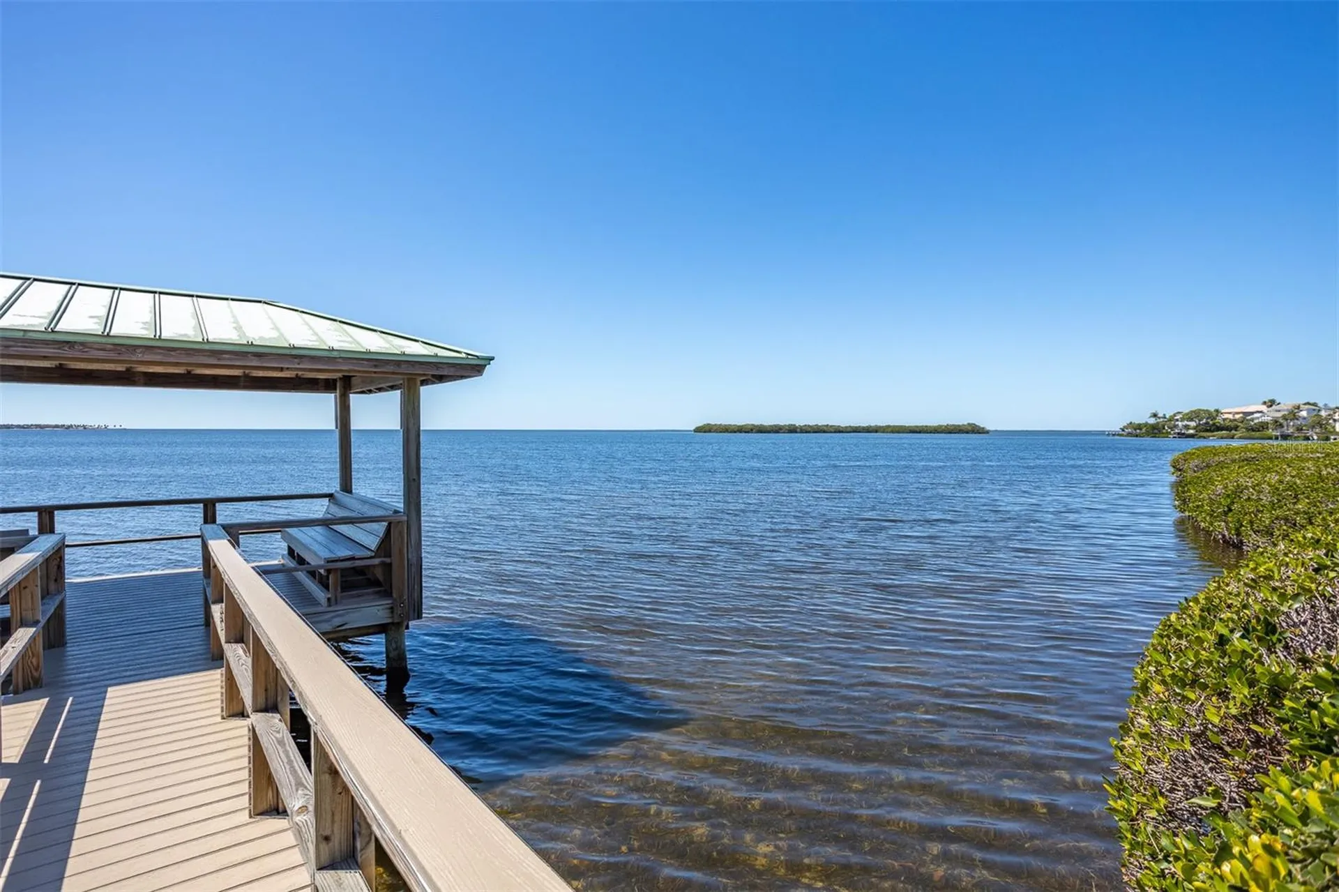 2008 N Pointe Alexis Drive Tarpon Springs FL 34689