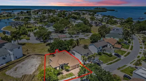 2008 N Pointe Alexis Drive Tarpon Springs FL 34689