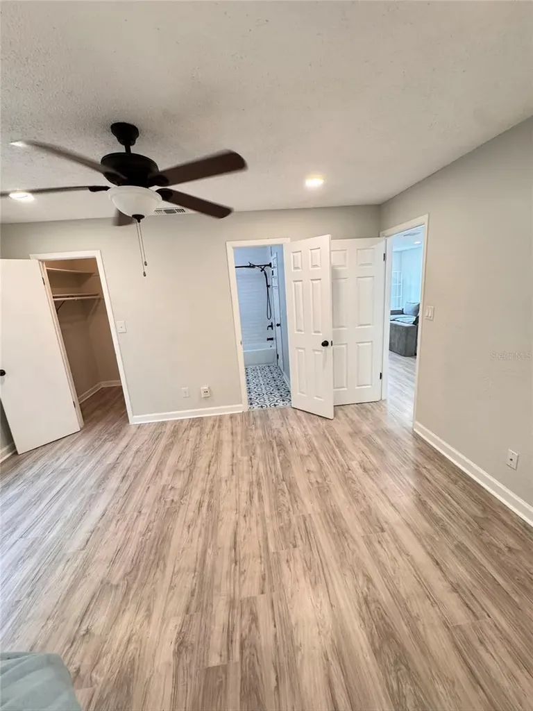 8043 Puffin Drive Orlando FL 32825
