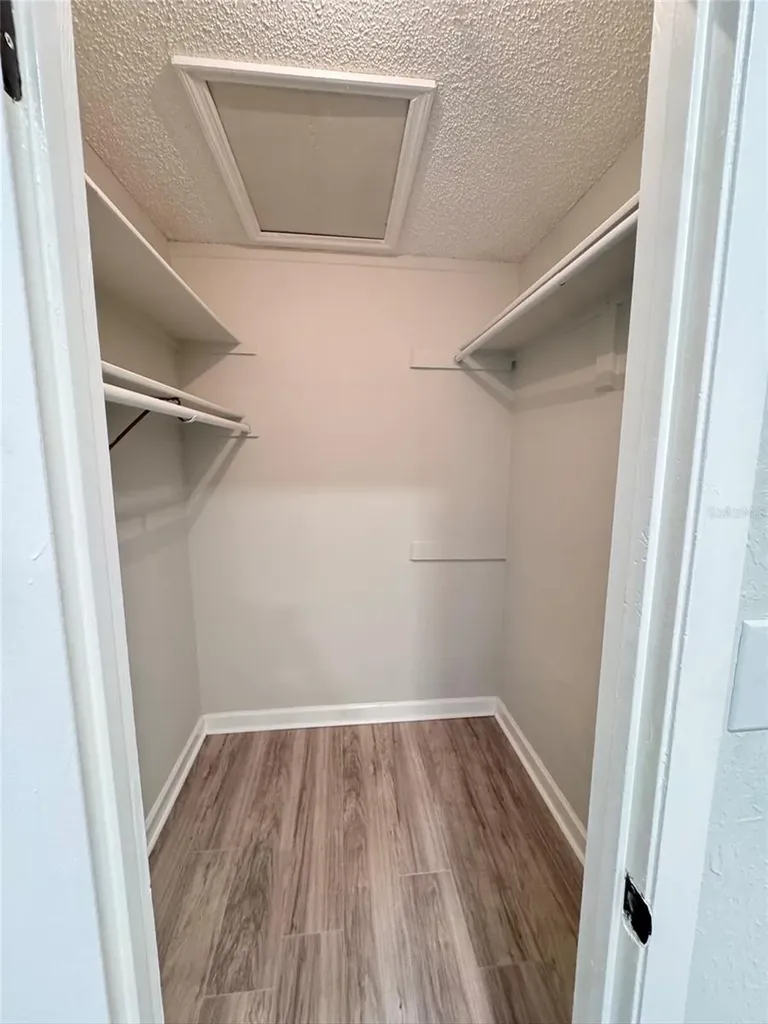 8043 Puffin Drive Orlando FL 32825