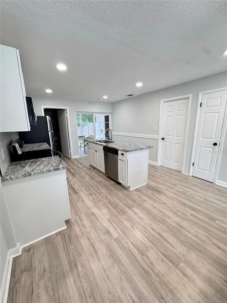 8043 Puffin Drive Orlando FL 32825