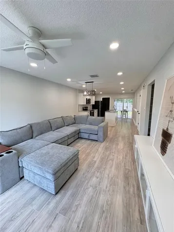 8043 Puffin Drive Orlando FL 32825