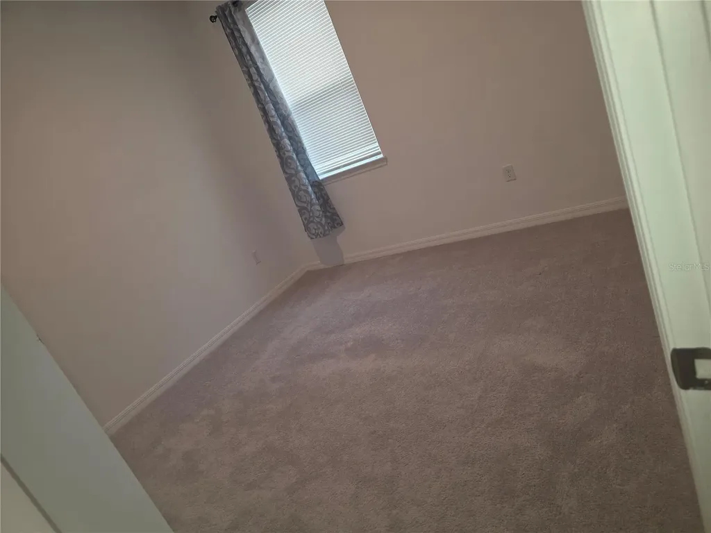 1838 Blue Lagoon Circle Mascotte FL 34753