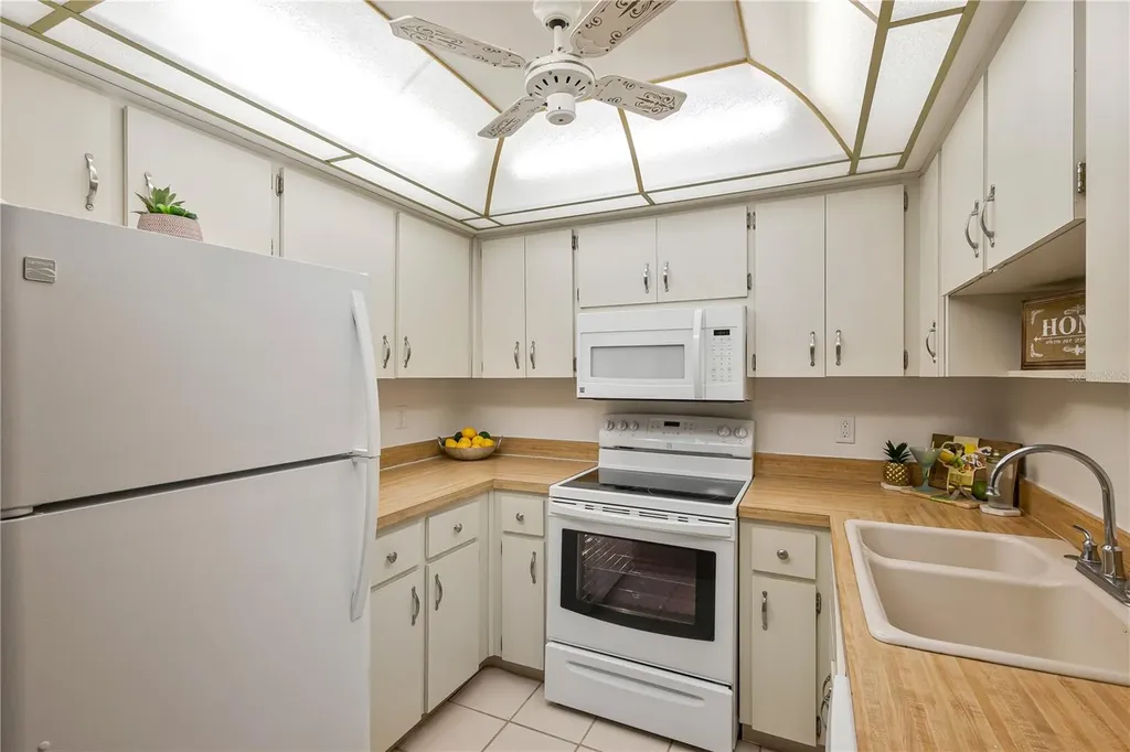 2261 Shelly Drive Palm Harbor FL 34684