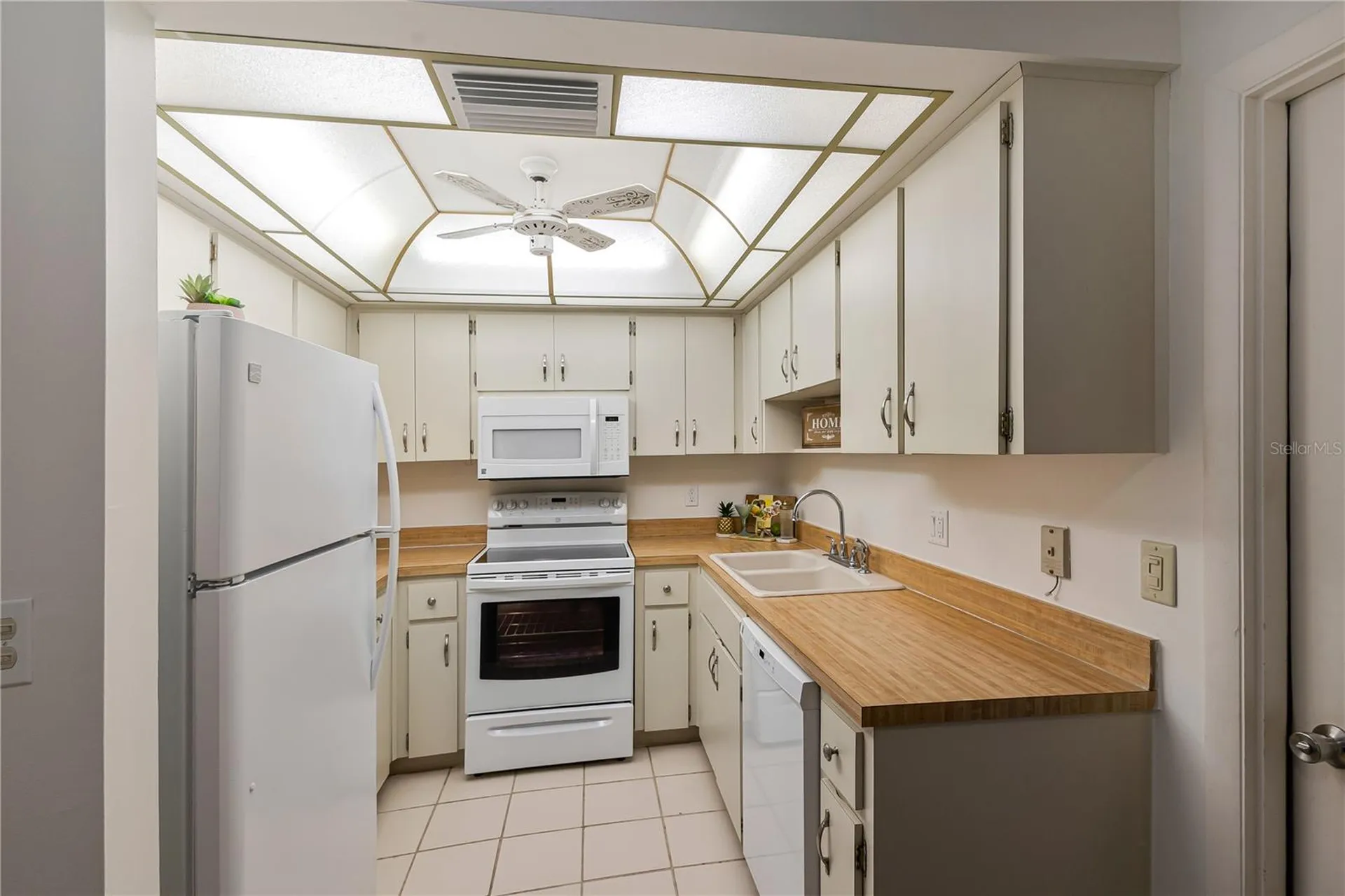 2261 Shelly Drive Palm Harbor FL 34684
