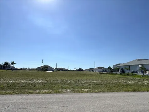 3436 NW 45th Avenue Cape Coral FL 33993