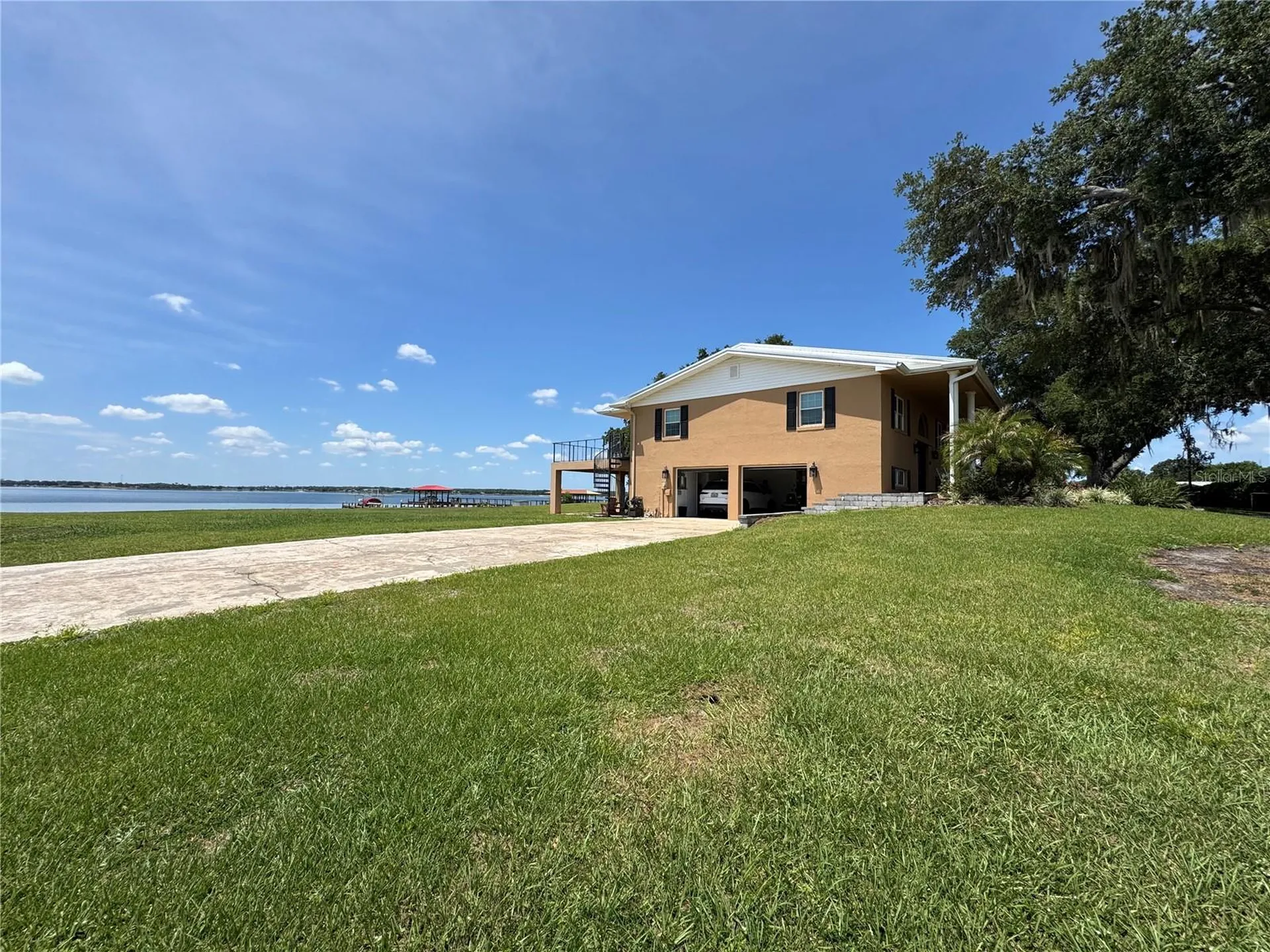 607 W State Road 630 Frostproof FL 33843