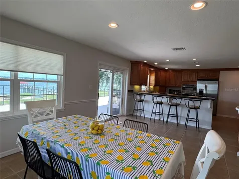 607 W State Road 630 Frostproof FL 33843