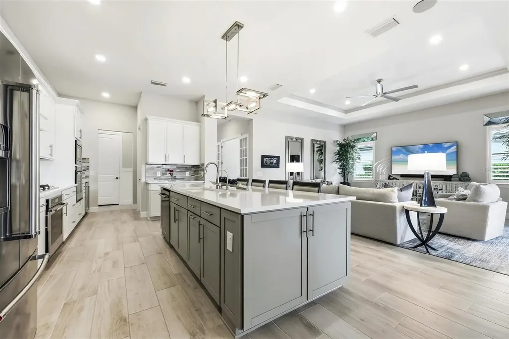 7428 Summerland Cove Lakewood Ranch FL 34202