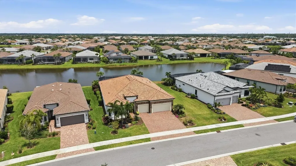 7428 Summerland Cove Lakewood Ranch FL 34202