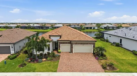 7428 Summerland Cove Lakewood Ranch FL 34202