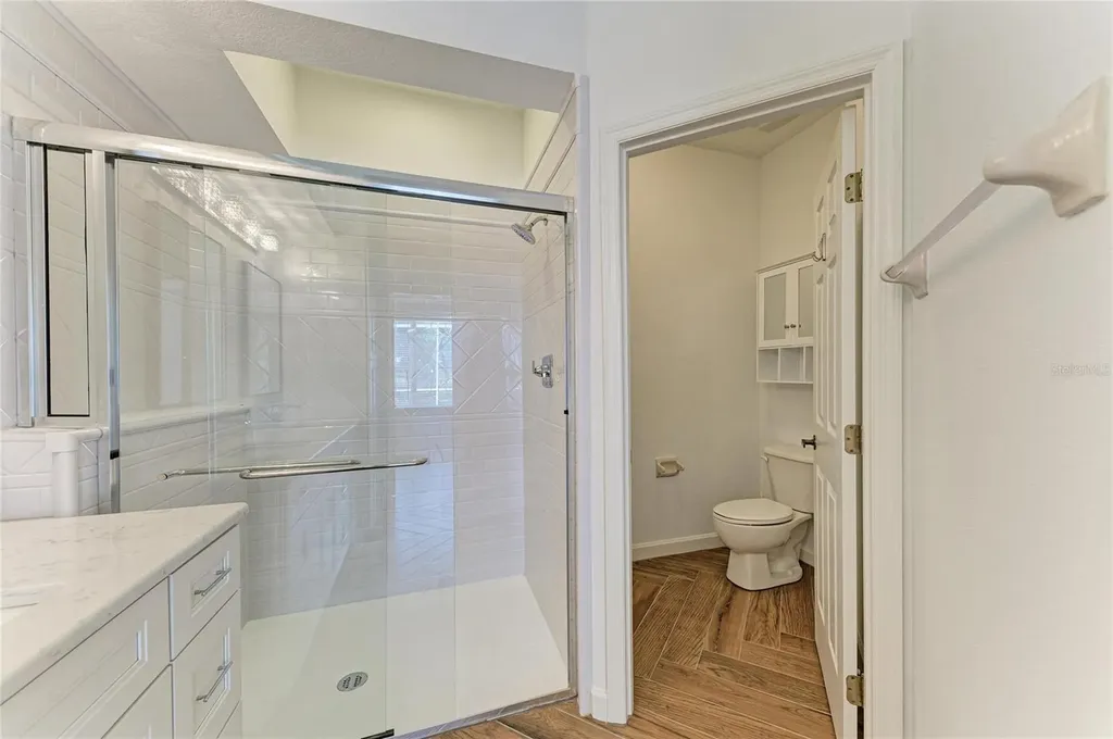 5047 Lakescene Place Sarasota FL 34243