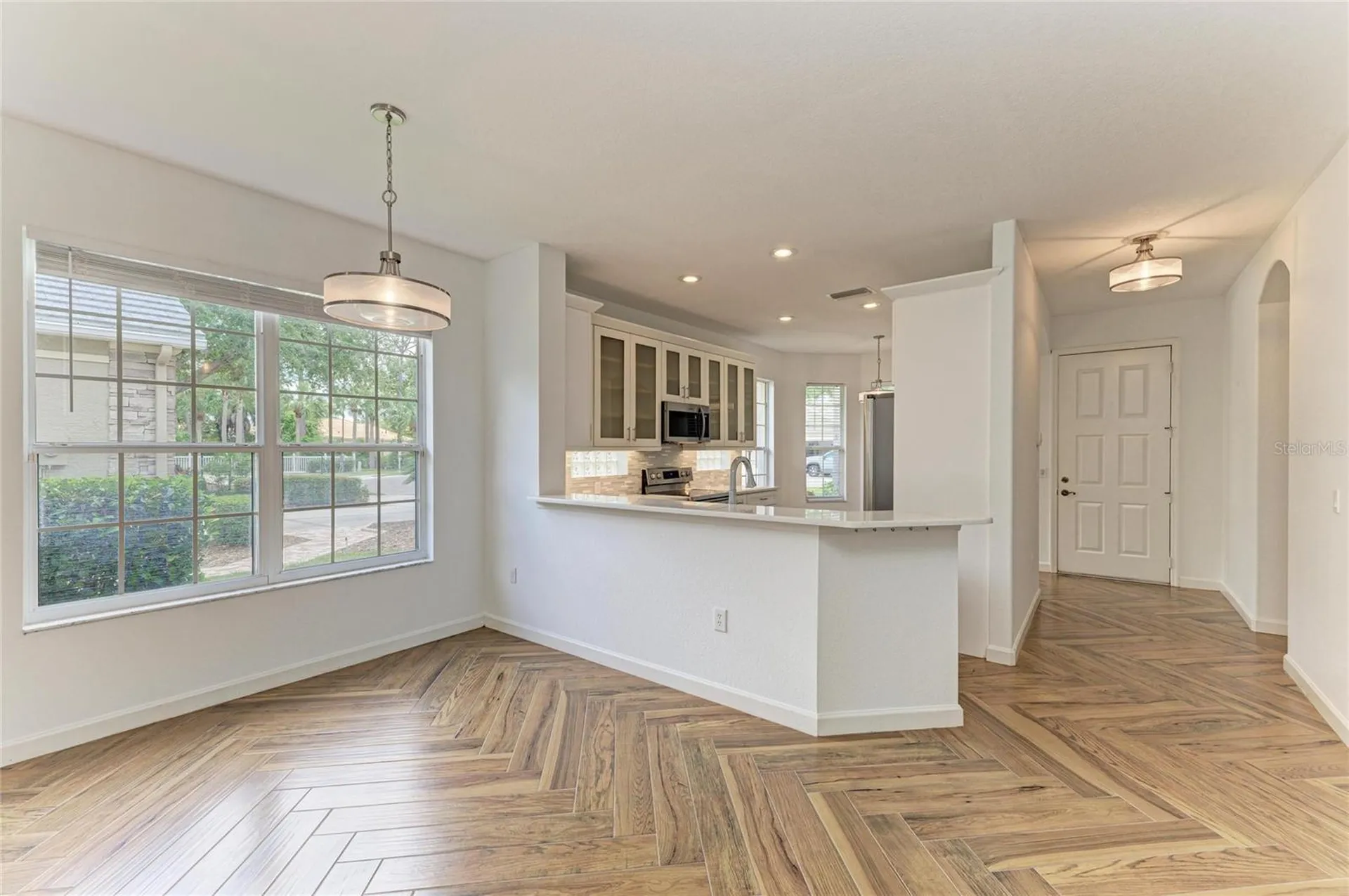 5047 Lakescene Place Sarasota FL 34243