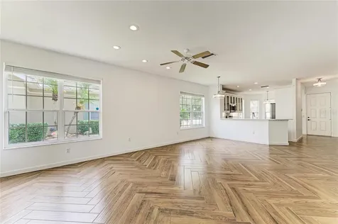 5047 Lakescene Place Sarasota FL 34243