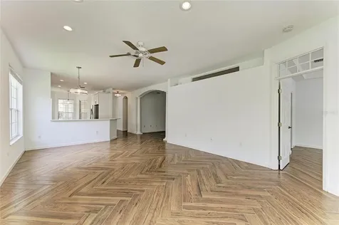 5047 Lakescene Place Sarasota FL 34243