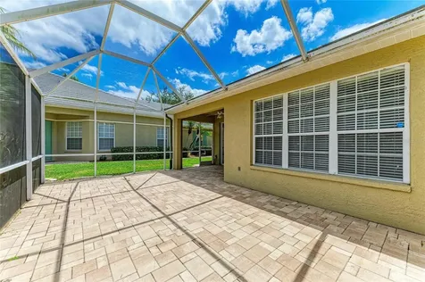 5047 Lakescene Place Sarasota FL 34243