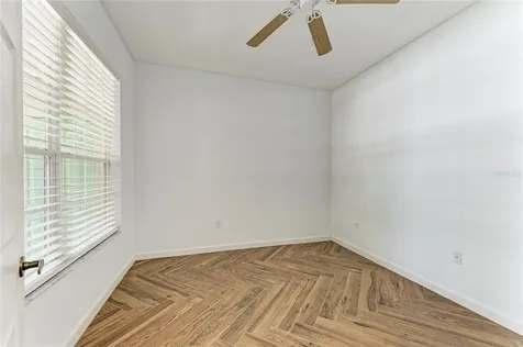 5047 Lakescene Place Sarasota FL 34243