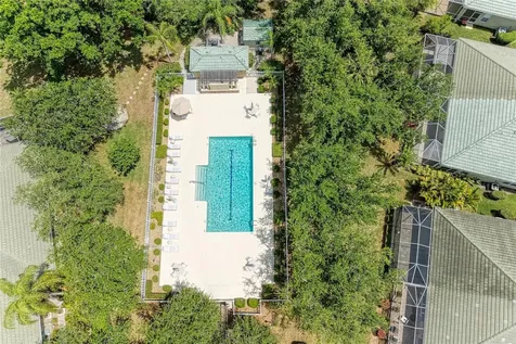 5047 Lakescene Place Sarasota FL 34243
