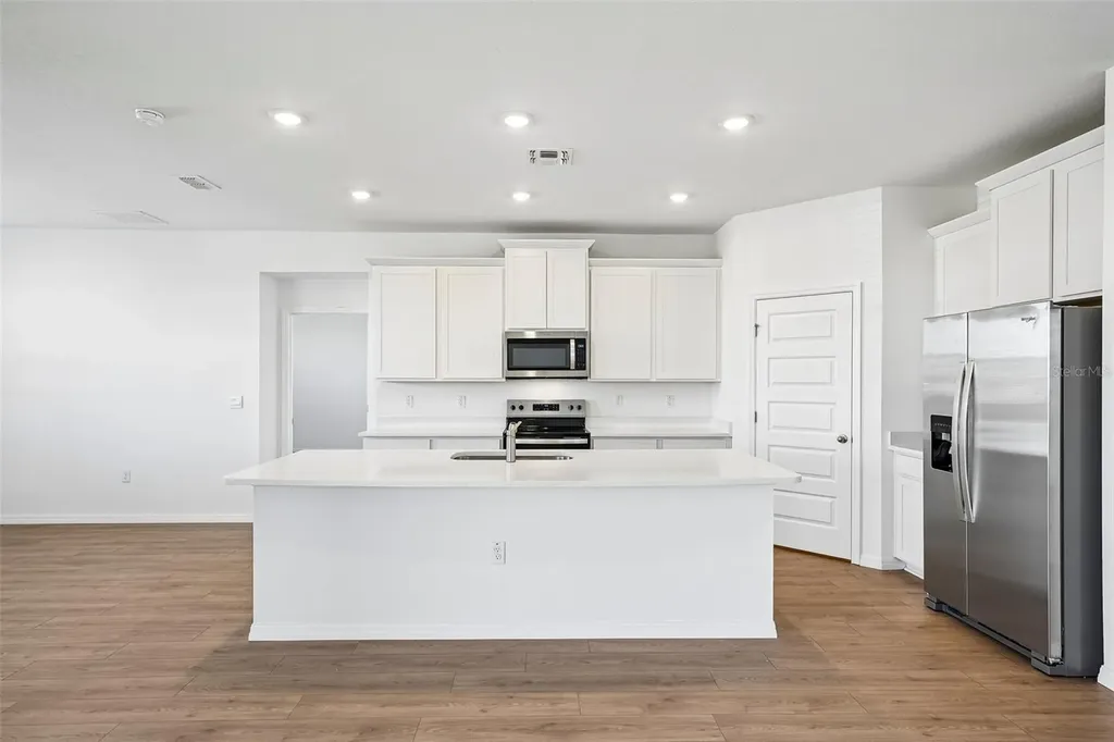4668 Barberry Avenue Lakeland FL 33811