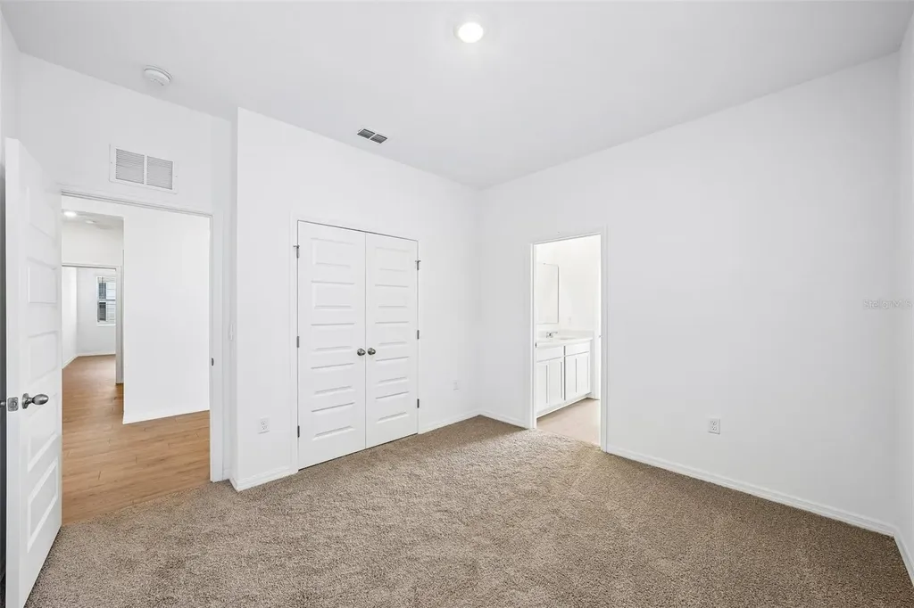 4668 Barberry Avenue Lakeland FL 33811