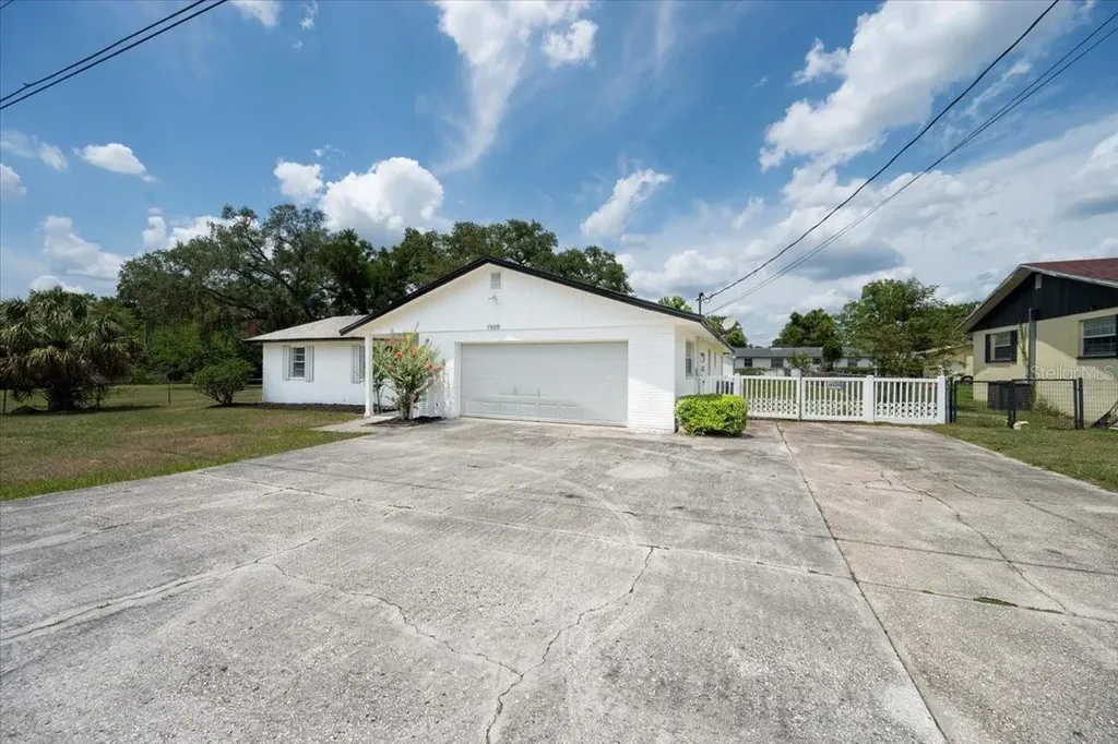 1909 Lavon Street Lakeland FL 33805