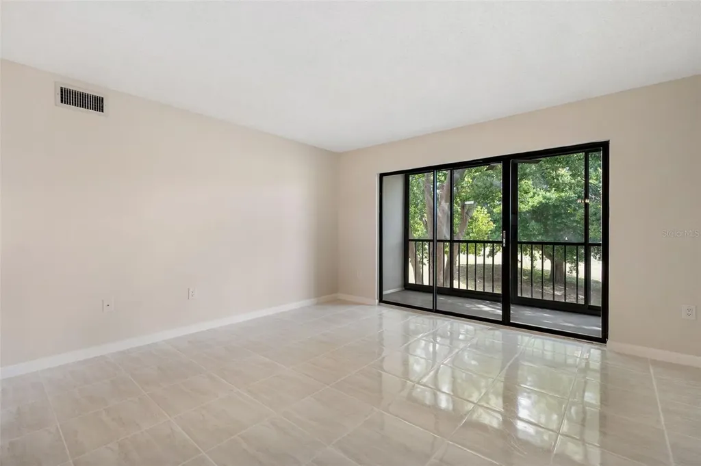 1871 Pine Ridge Way W Palm Harbor FL 34684