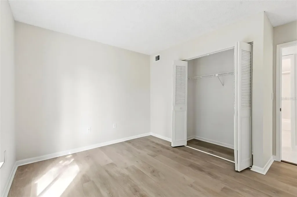1871 Pine Ridge Way W Palm Harbor FL 34684