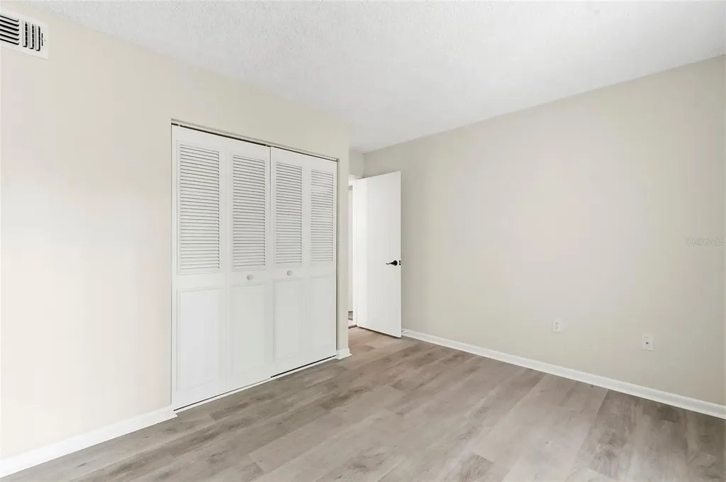 1871 Pine Ridge Way W Palm Harbor FL 34684